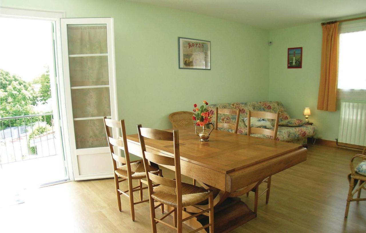 Amazing Apartment In Vaux Sur Mer With Wifi Bagian luar foto