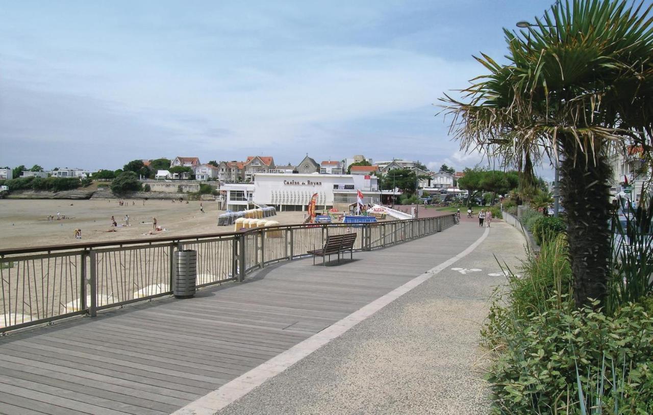 Amazing Apartment In Vaux Sur Mer With Wifi Bagian luar foto