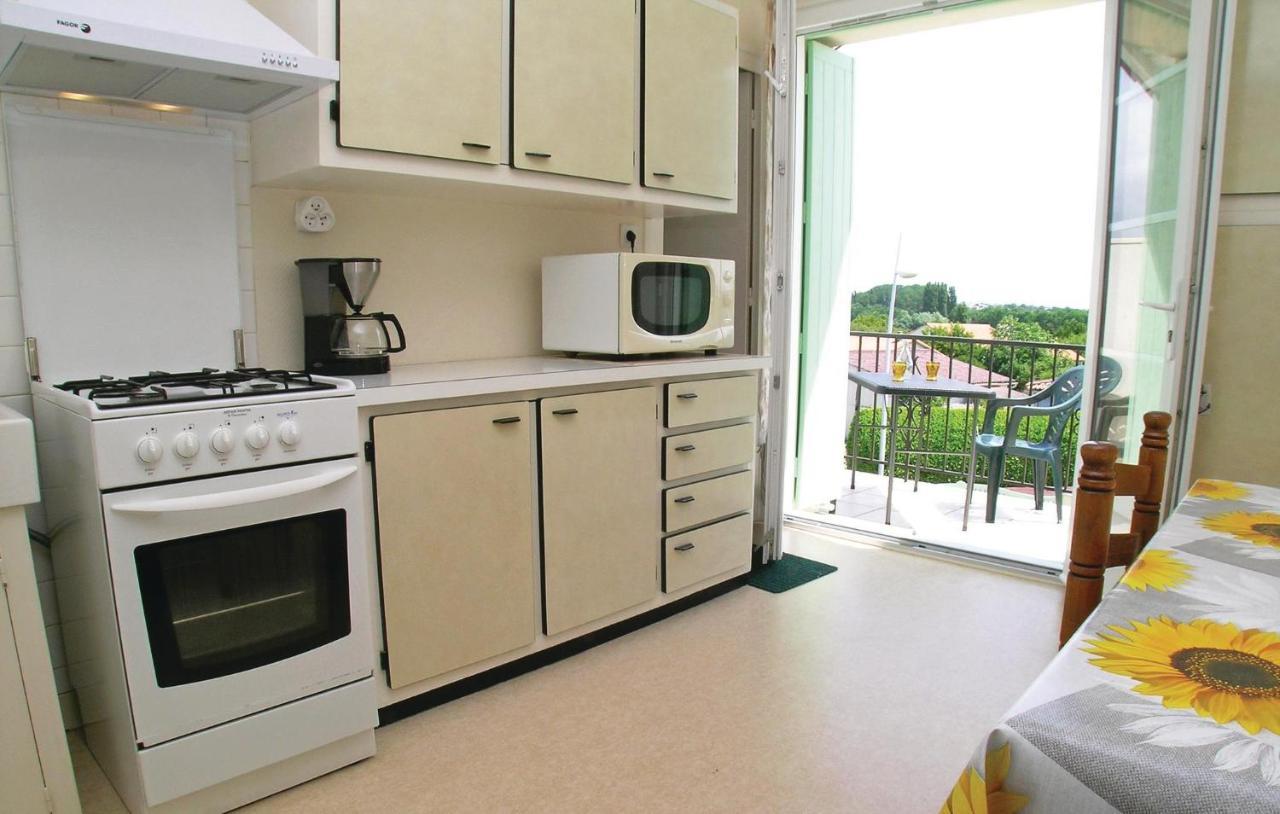Amazing Apartment In Vaux Sur Mer With Wifi Bagian luar foto